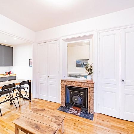 Aapartment With Character Parquet Flooring Fireplace - Charpennes Villeurbanne Eksteriør billede